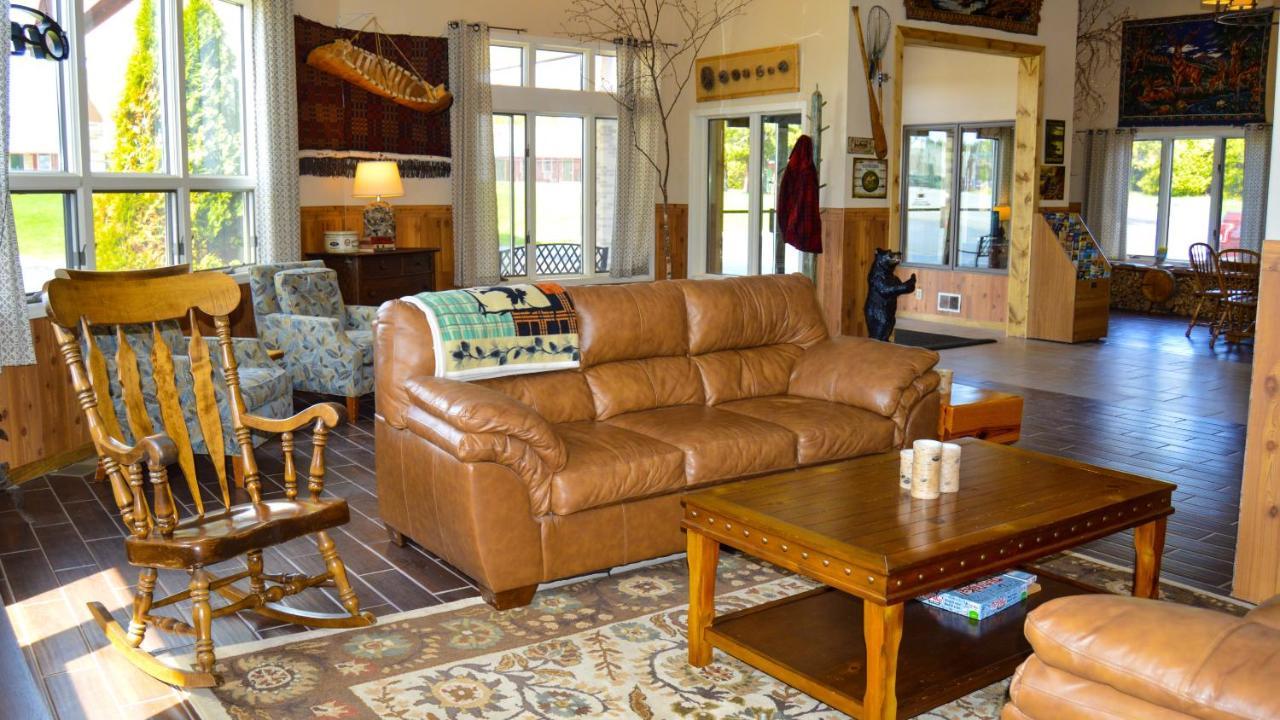 Cedar Hill Lodge Saint Ignace Dış mekan fotoğraf