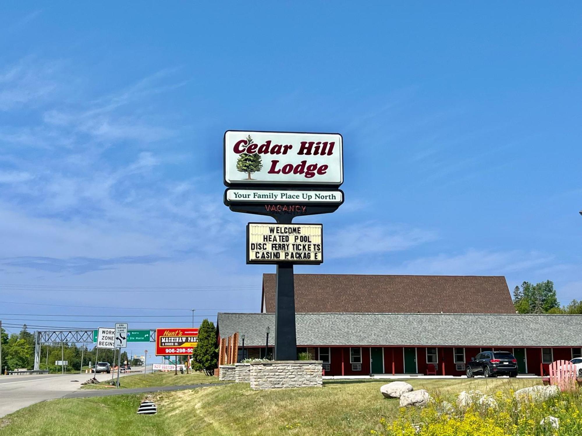 Cedar Hill Lodge Saint Ignace Dış mekan fotoğraf